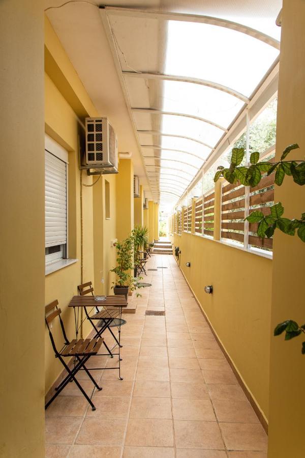 Sunset Apartments Free Shuttle From Athen'S Airport Spáta Exterior foto